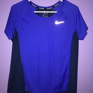 DRI-FIT Vibrant Plum Nike Running Tee
